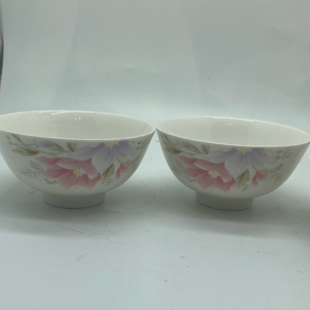 Vintage Pink and White Floral Dinnerware Set Tea cups or rice cups
